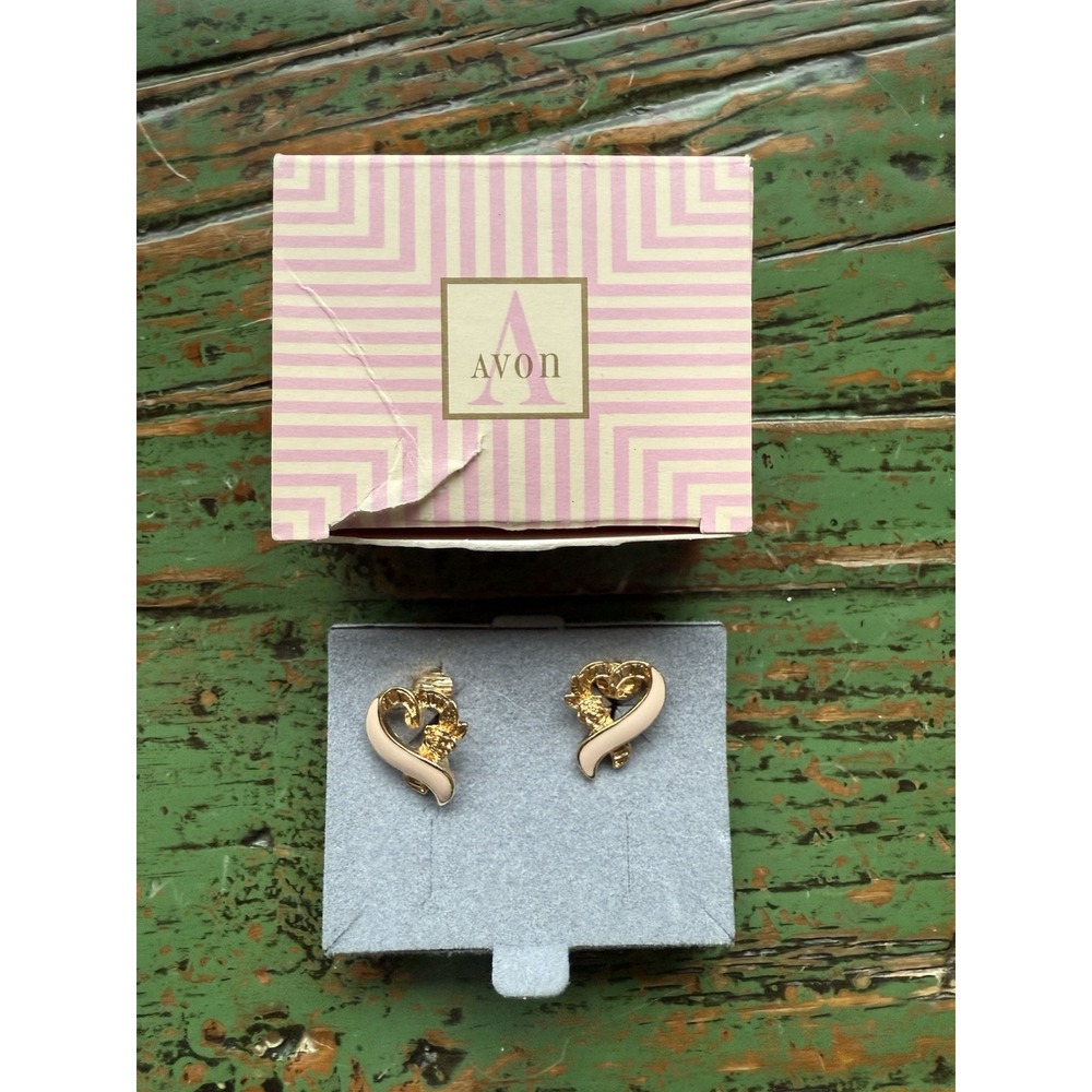 Avon Gold Tone Pink Enamel Ribbon Heart Breast Cancer Awareness Clip On Earrings